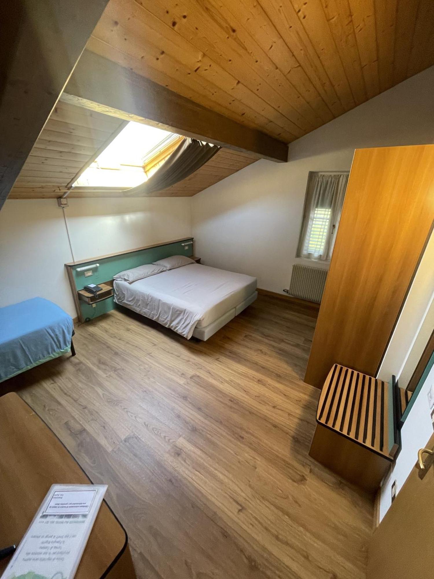 Hotel Bel Sit Comano Terme Kültér fotó